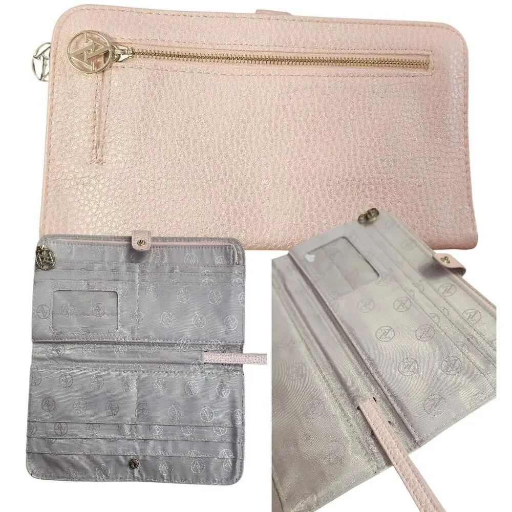 BUNDLE 4 Clutch Wristlet Purses Adrienne Vittadini Rachel Pally & More